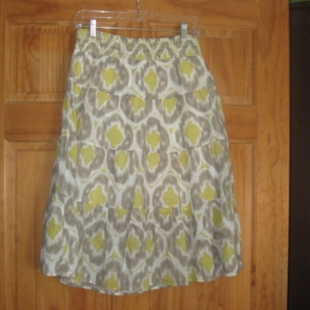 Old Navy Yellow/Gray Patterned Skirt